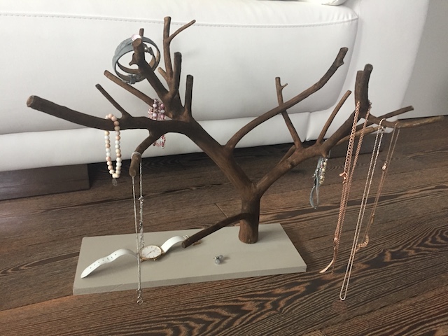 Schmucker Baum Simone H